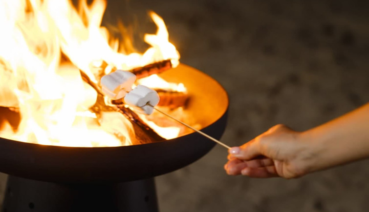 Многофункциональный гриль-очаг точка притяжения для близких и друзей