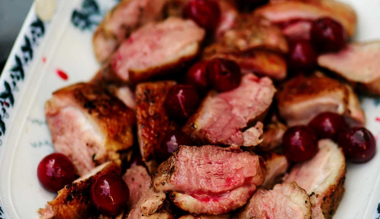 Duck breast with cherry